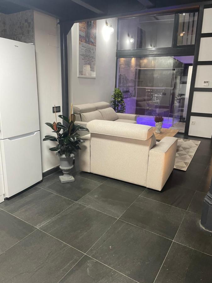 Experiencia En Triana Apartment Seville Luaran gambar
