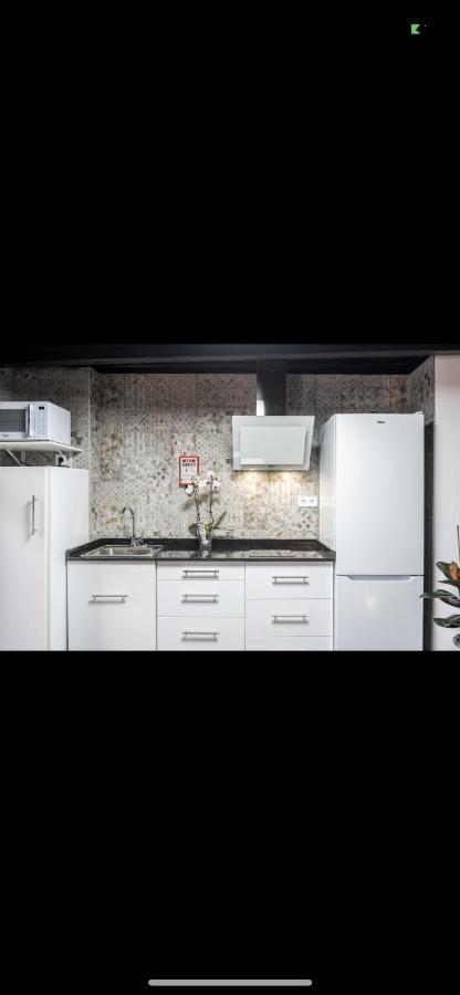 Experiencia En Triana Apartment Seville Luaran gambar