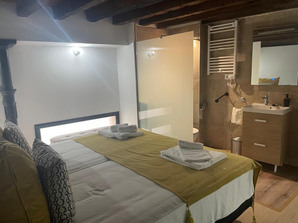 Experiencia En Triana Apartment Seville Luaran gambar